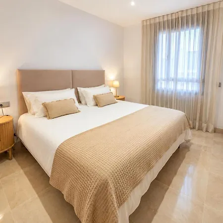 3 Bedroom Arqueros شقة