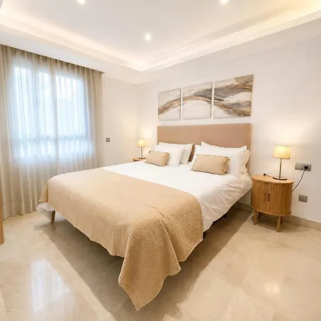 3 Bedroom Arqueros شقة *